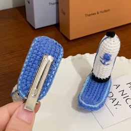 SpongeBob's Krusty Krab Staff Hat Hair Clip