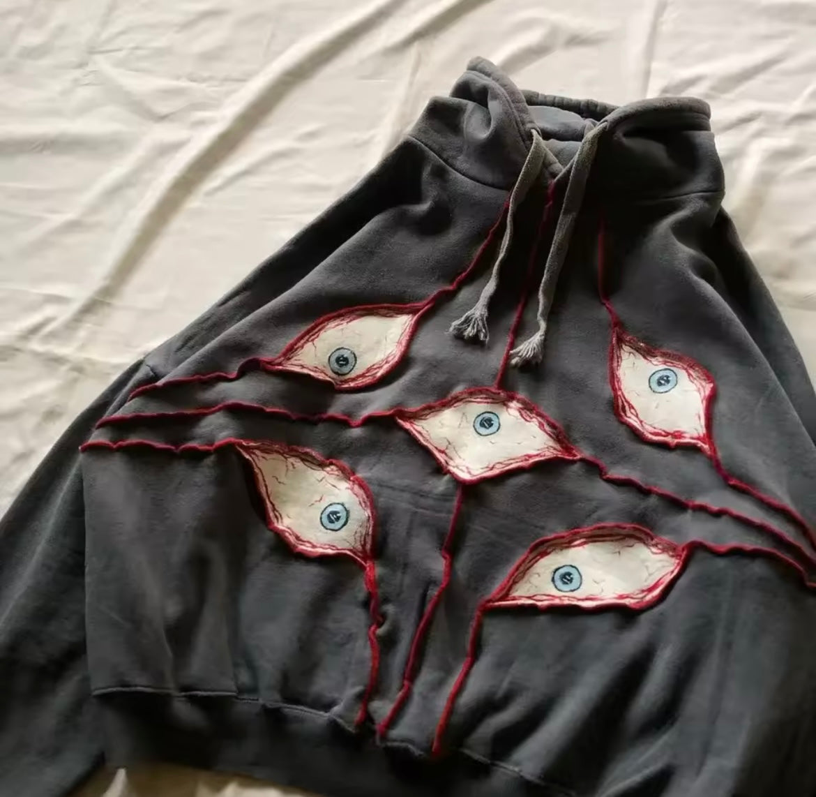 [VERY RARE] Black Eyeball Hoodie | Rare Finds Fits